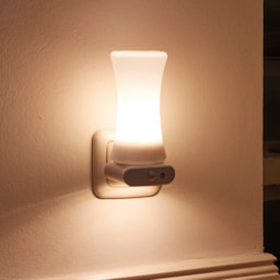 LIGHTZONE® - Lanterna Multifuncional LED