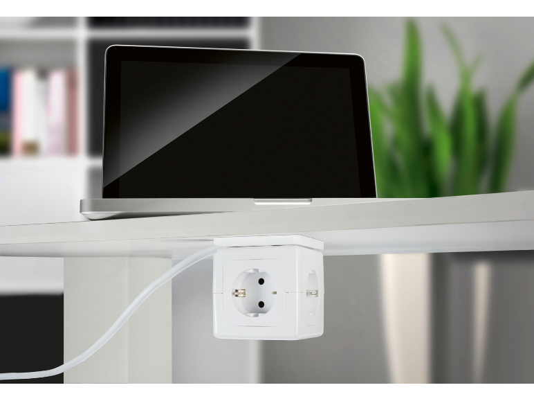 Cubo de Tomadas com Ligações USB