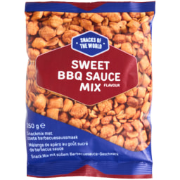 Mistura de snacks com molho doce de churrasco Snacks of the World