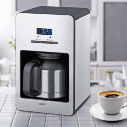Máquina de Café com Cafeteira Térmica